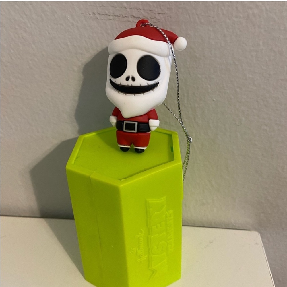 Hallmark Disney Nightmare Before Christmas Santa Jack Skellington Mystery